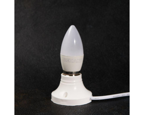 Лампа светодиодная 7.5Вт Свеча (CN) 4000К нейтр. бел. E27 713лм Rexant 604-021